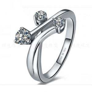 Go for extraordinary with unique diamond rings